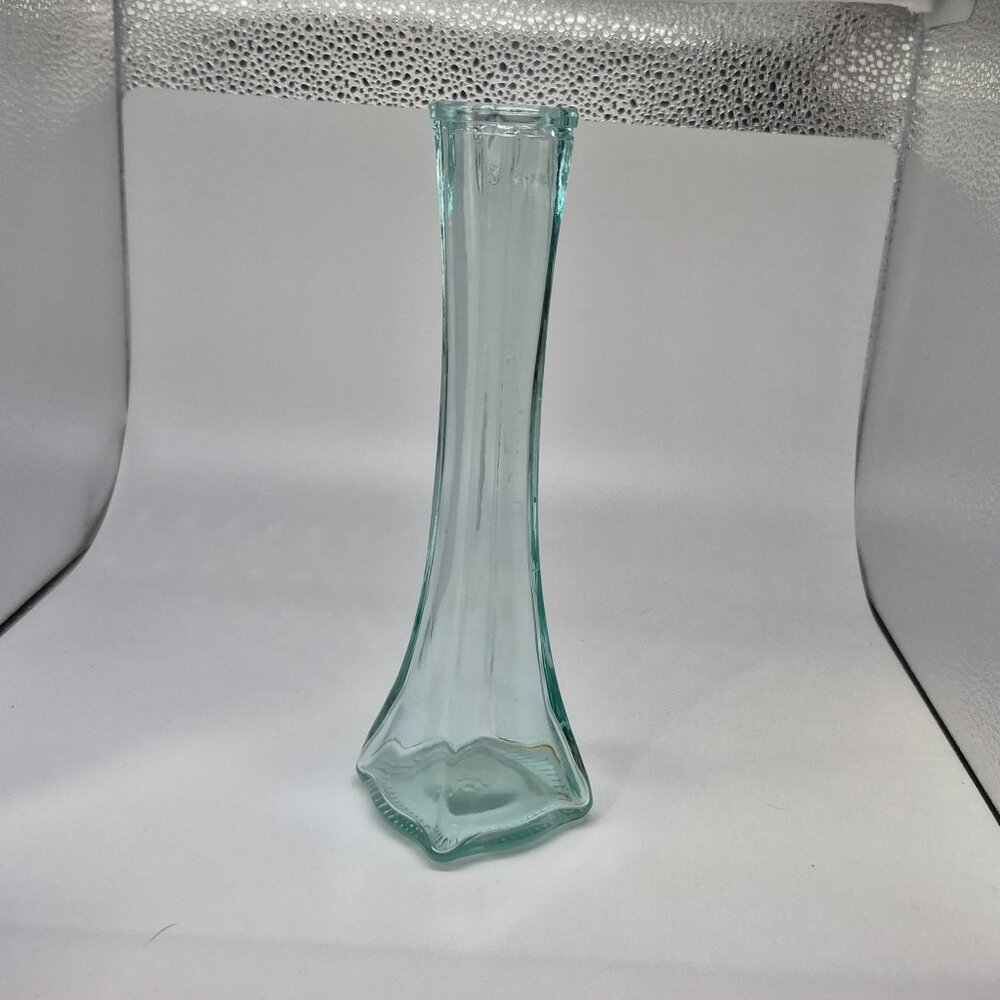 Vintage Vetreria Etrusca Italian Aqua Tinted Glass 8.25” Tall Bud Vase